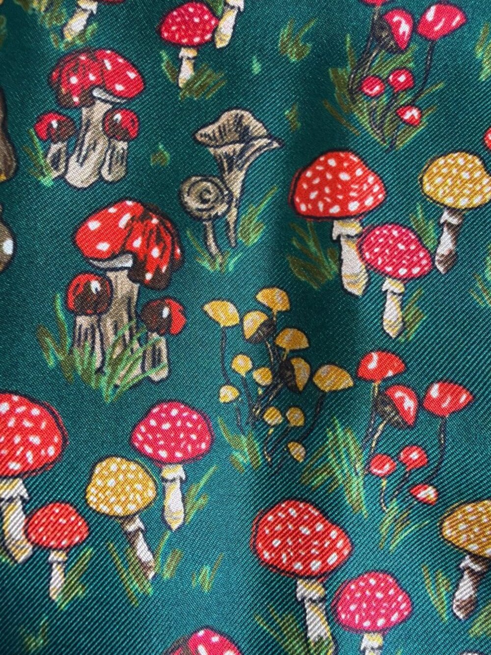 J Crew Collection NWOT Silk Mushroom Print Ruffle Blouse Green XL Cottagecore - Picture 8 of 16